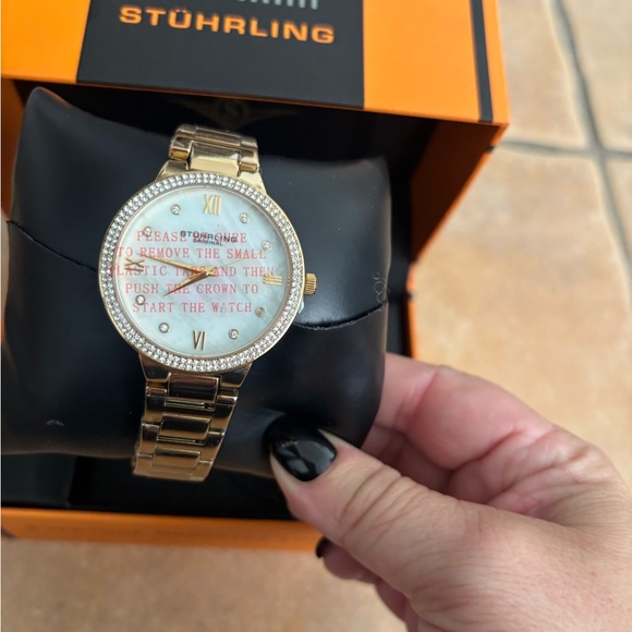 Stuhrling Original Gold Smartwatch - Picture 2 of 6